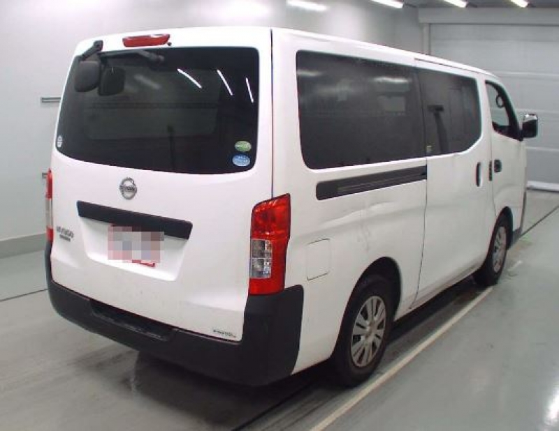 Nissan nv350 2015
